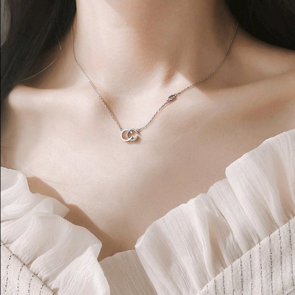 925 Sterling Silver Diamond Interlocking Necklce - Picture 2 of 4